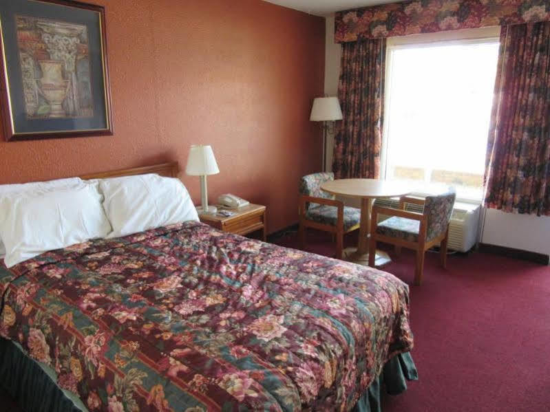Days Inn By Wyndham Augusta Wheeler Road מראה חיצוני תמונה